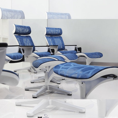 صندلی نووم Nuvem Lounge chair