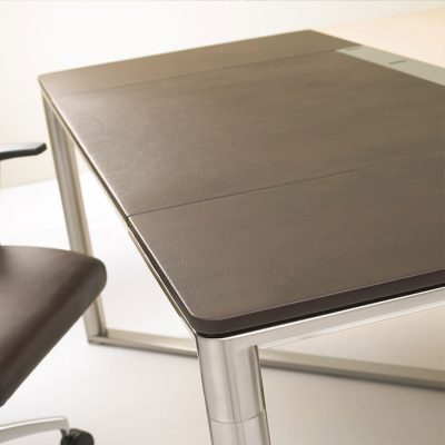 میز دیکتت Diktat 