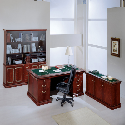 Omar Executive desk